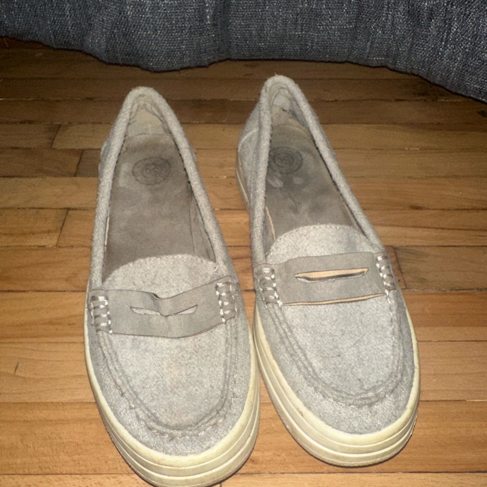 Women's Gray Loafers